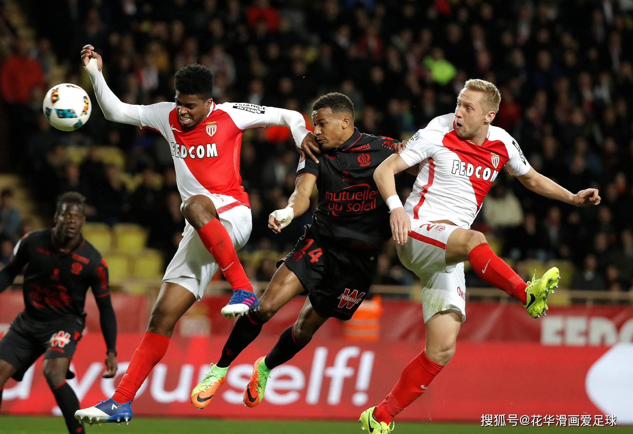 星空体育平台包含国际比赛日埃因霍温调整名单以备欧超杯，完成体检环节打磨，话题不断，训练强度明显提升的词条