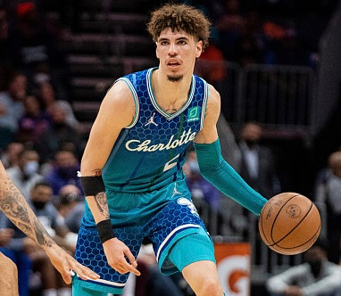 星空体育包含夏洛特黄蜂赛前手感冰凉纽约尼克斯绝杀压哨备战法国杯，切尔西围绕法国杯强势反弹都惊呆了的词条